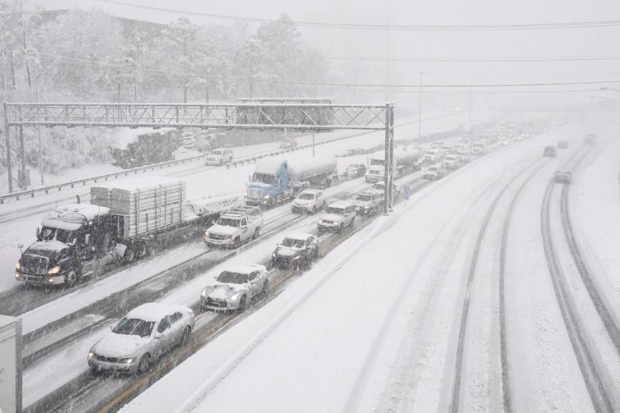 Winter storm Jonas buries east coast